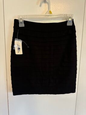 Black Tiered Stretchy Knit Pencil Skirt -